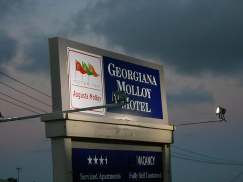 Augusta's Georgiana Molloy Motel - Cruises Travel 2