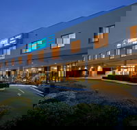 Garden City Hotel Best Western Signature Collection - Cruises Travel