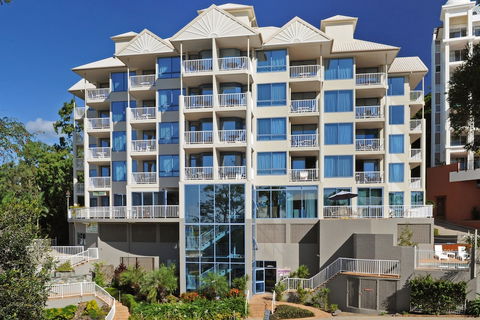 At Whitsunday Vista Holiday Apartments - Travel Search 0