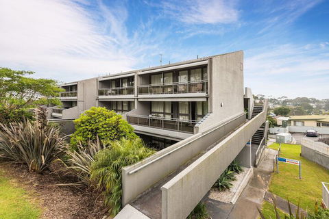 Horizon Apartments Narooma - Cruises Travel 4