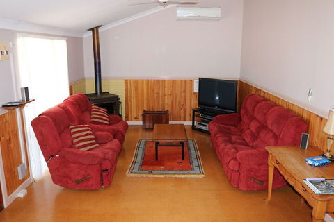 Kendenup Lodge And Cottages - Tourism Guide 7