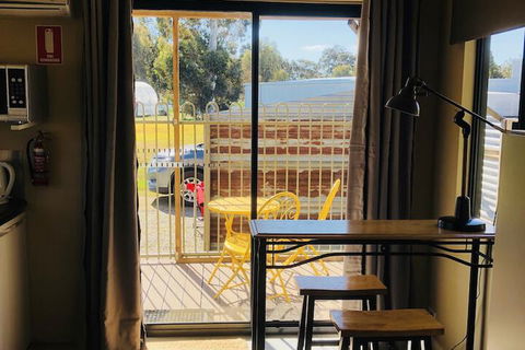 Kendenup Lodge And Cottages - Tourism Guide 6