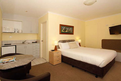 Ocean View Motel - Travel Agents 4