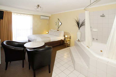Ocean View Motel - Travel Agents 7