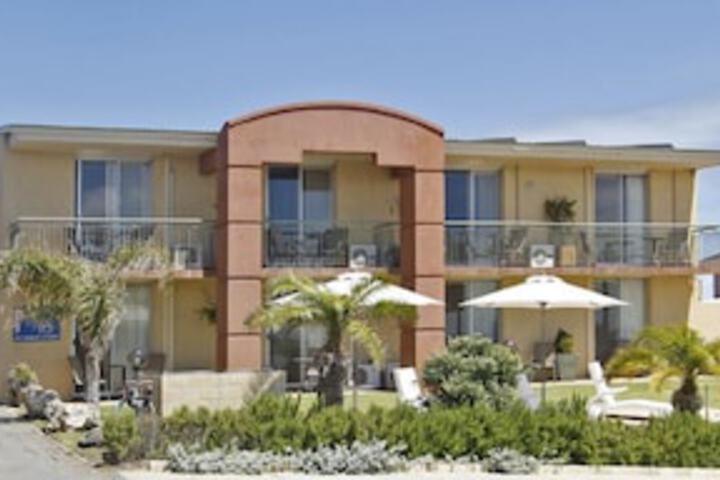 North Beach WA Travel Agents