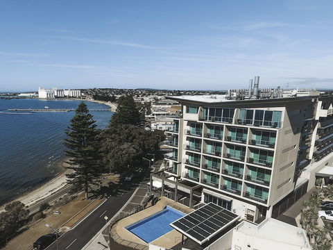 The Port Lincoln Hotel - Travel Agents 2