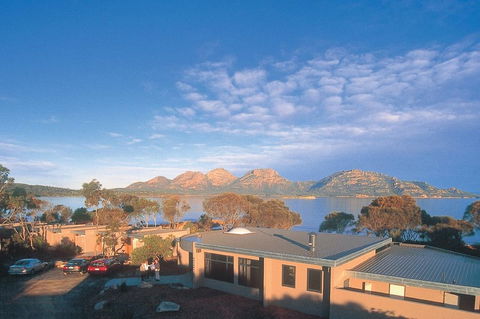 Edge Of The Bay Resort - Tourism Guide 6