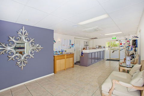 Comfort Inn All Seasons - Travel Agents 6