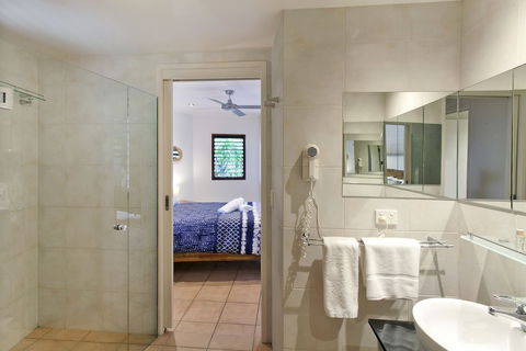 L'Auberge Noosa - Cruises Travel 3