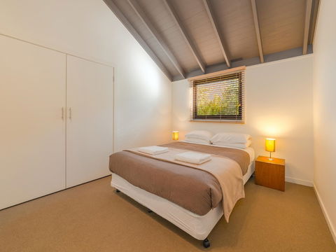 Southern Ocean Villas - Tourism Guide 2