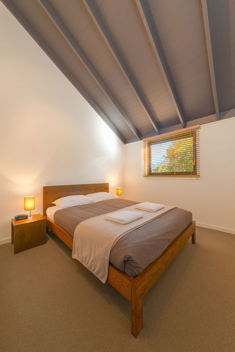 Southern Ocean Villas - Tourism Guide 5