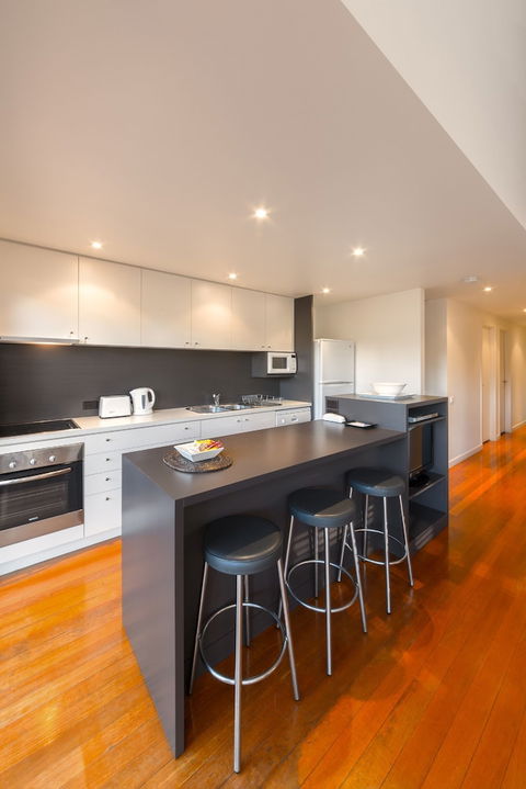 Southern Ocean Villas - Tourism Guide 6
