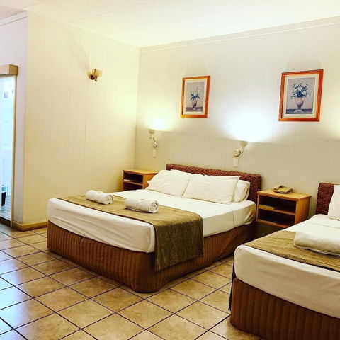 Pine Tree Motel - Travel Search 5