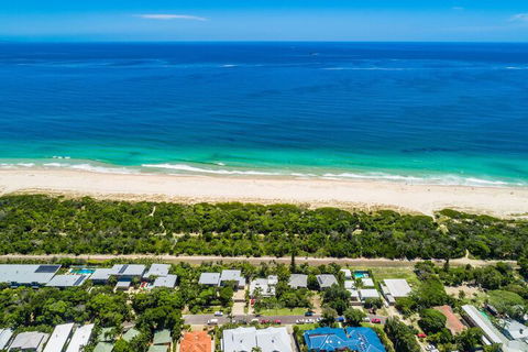 A PERFECT STAY - Allure - Tourism Guide 1