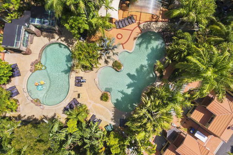 Ashmore Palms Holiday Village - Travel Search 1