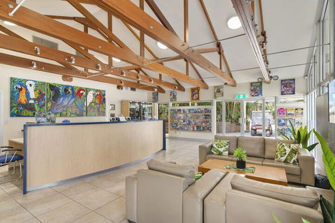 Ashmore Palms Holiday Village - Travel Search 7
