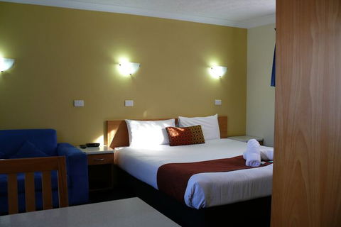 Park Beach Resort Motel - Travel Search 3