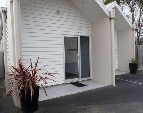 Ashmont Motor Inn & Apartments - Travel Search 0