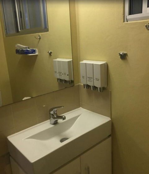 Bentleigh Motor Inn - Travel Search 6