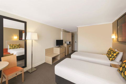 Travelodge Hotel Newcastle - Travel Agents 5