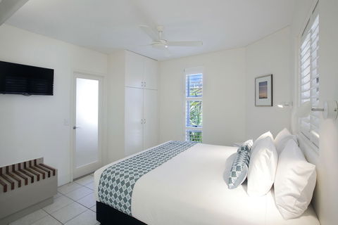 Maison Noosa Beachfront Resort - Cruises Travel 4