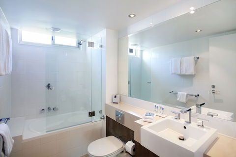 Maison Noosa Beachfront Resort - Cruises Travel 5