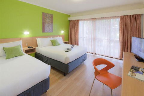 Ibis Styles Alice Springs Oasis - Tourism Guide 6