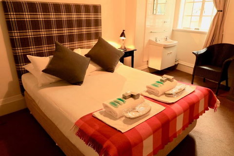 Grand Hotel - Travel Search 2