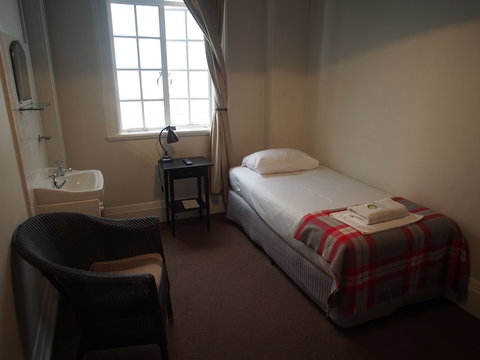 Grand Hotel - Travel Search 4