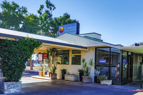 Comfort Inn & Suites Augusta Westside - Travel Agents 2