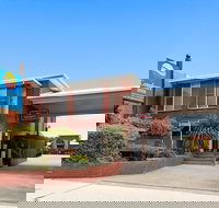 Comfort Inn The International - Travel Agents