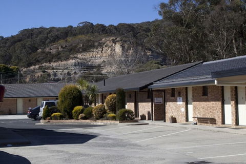 Zig Zag Motel - Tourism Guide 2