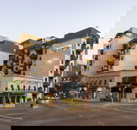 Mantra on Hay - Travel Agents