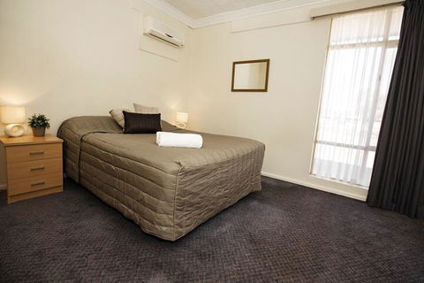 Kalgoorlie Overland Motel - Tourism Guide 5