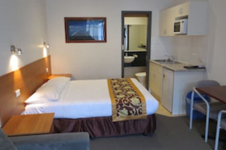 West Melbourne VIC Tourism Guide