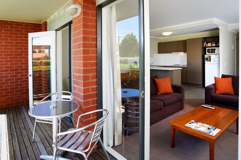 Quest Bendigo - Cruises Travel 5