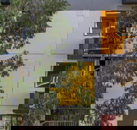 Mont Clare Boutique Apartments - Travel Agents