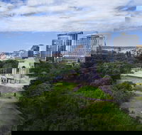 Hyde Park Inn - Travel Search