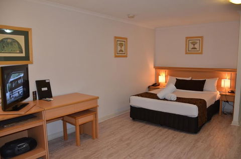 Napoleon On Kent - Travel Search 5