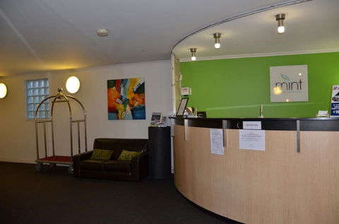 Napoleon On Kent - Travel Search 2