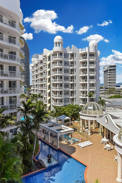 Phoenician Resort - Travel Agents 4