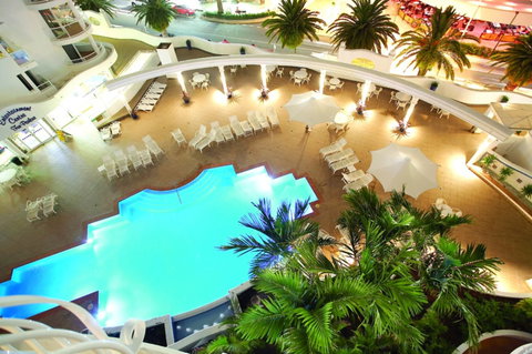 Phoenician Resort - Travel Agents 1