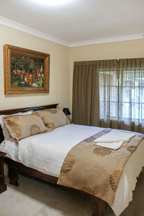 Overlander Homestead Motel - Travel Search 5