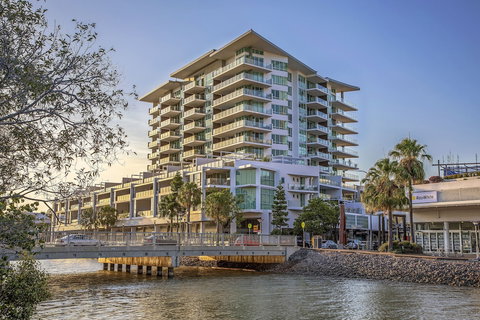 M1 Resort Maroochydore - Travel Search 2