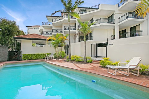 Windsurfer Resort - Travel Search 0