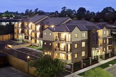 Ringwood Royale - Travel Search 0