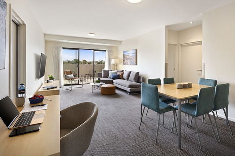 Quest Geelong - Travel Search 5