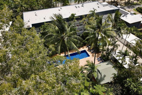 Agincourt Beachfront Apartments - Travel Search 2