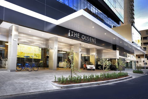 Art Series - The Olsen - Travel Search 2