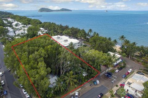 The Reef Retreat - Travel Search 3